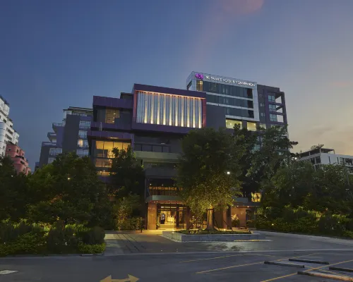 TK. Palace Hotel & Convention Bangkok Hotels near Thailand Post