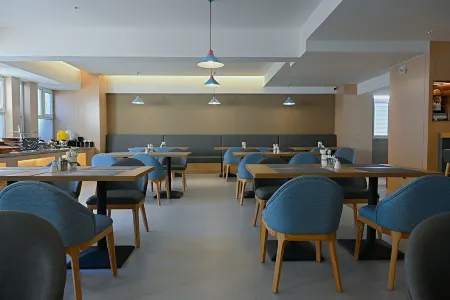 Homeinn · neo (Qiqihar High-Speed Railway Station First Hospital) Отели рядом с достопримечательностью «Qiqihar College of Engineering»