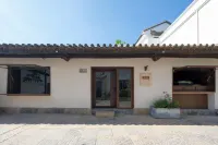 Shi HuanLight luxury healing vacation villa (Jianshui ancient city Wenchang store)