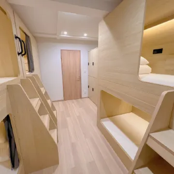 Snowball Hostel