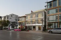 Erhai No.1 | Seaview Azure Skywalk Vacation Boutique Stay (Dali Haidong Town Ideal City) - Deniz Manzaralı