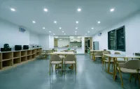 Banshan Zhuyuan Resort Hotel Hotels in Jingdezhen