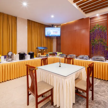 Ningjin Debai Hot Spring Garden Hotel