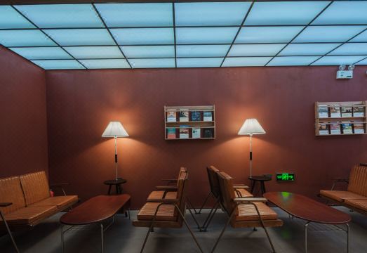 2. 프리티 하우스 ..