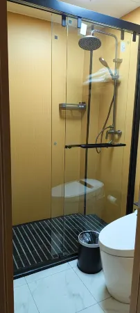 Nanfeng Aegean Theme Hotel Отели рядом с достопримечательностью «Wanfu Ancient Temple»