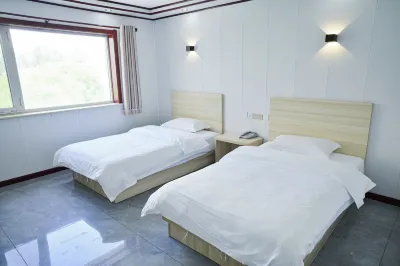 Home Inn Huaxuan Collection Hotel (Langfang Yongqing Wulong South Road) Hotels in Yongqing