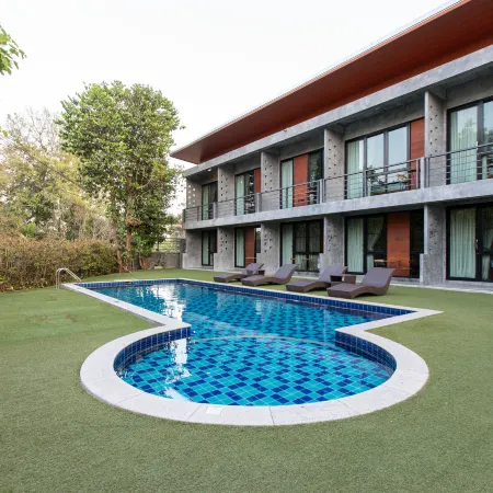 Stucco Loft Residency Отели рядом с достопримечательностью «Чиангмайский университет»