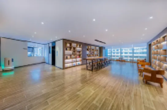 HanTing Hotel (Kunming Cuihu Panjiawan Subway Station)