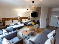 Hôtel Lodge in Paris 13 Hotels near الحي الرابع عشر - مونتبارناس - بورت دورليانز