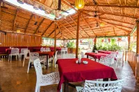 YogiTree Beach Resort & Cafe