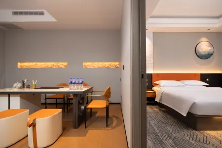 Jinxi Hotel (Changsha Songyahu Xingsha Metro Station)