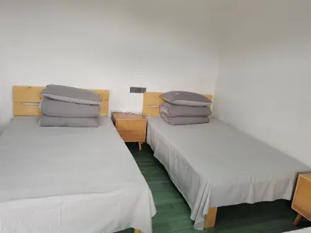 Taining Emeifeng Qingyun Zen Dwelling