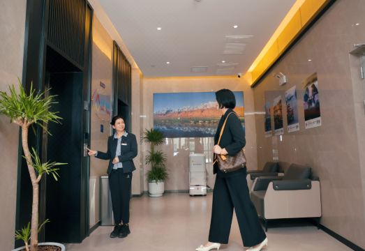 호텔 로비 전경