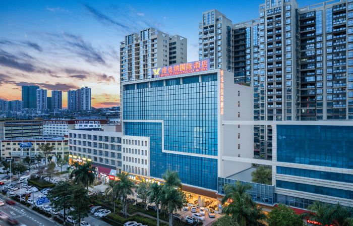 Vienna International Hotel (Huizhou High Speed Railway North Station Xing'an City)