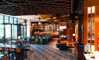 Luxury Inn Arion Hotel