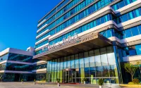 Gloria Grand Hotels · Read Hotel (Lushan Branch) 루산 호텔