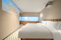 Kuobiehou Autonomous Homestay (Confucius Temple Fushan Park)