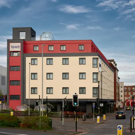 Spark by Hilton Luton