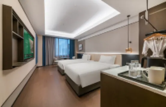 Madison Hotel Zhuhai Gongbei Port Hotels near Xiawan Market