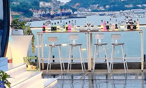 天涯.skyline海景设计师美宿(普陀山机场乌石塘店)