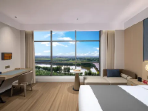 Lanou International store in Beihu Park. Hotels in Luannan