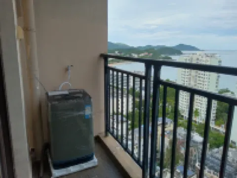 Sanya Xintai Scenic Hotel (Dadonghai Beach)