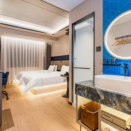 Dequan Guoyue Hotel (Asian Games Village National Stadium Branch) Hotels in Beijing