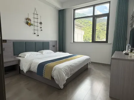 Shitai Yun Chuan Zhenshan Qigu Meisu (Shitai Guniujiang Scenic Area Branch) Отели в г. Шитай