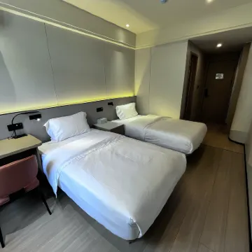 LAIDA HOTEL Hoteles cerca del Aeropuerto Internacional de Taskent