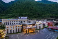 Rezen Garden Hotel  Jiuzhaigou - Bintang 5