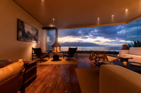 See the Mountains Again | Holiday Villa · Mountain · Seaview Holiday Hotel Hotels near Erhai Lake