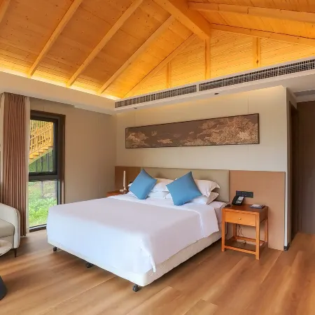 Xining Yunshang Qunjia Jinling Landscape Hotel
