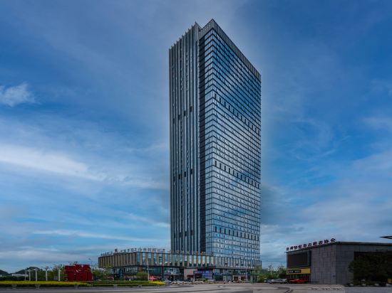 Hefeng E-sports Hotel (Guiyang North Station Branch)
