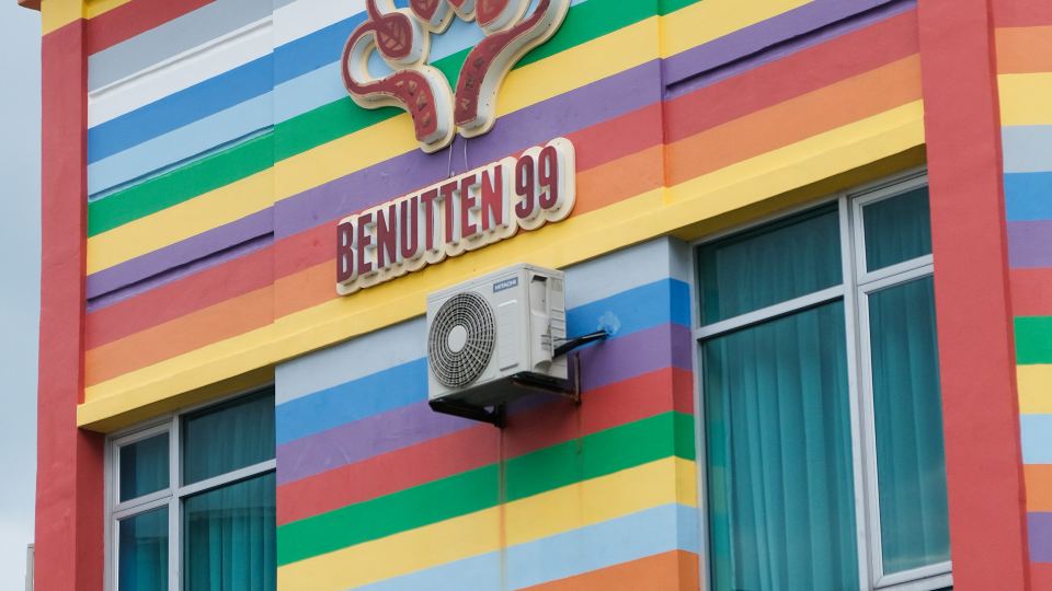 BENUTTEN 99 HOTEL