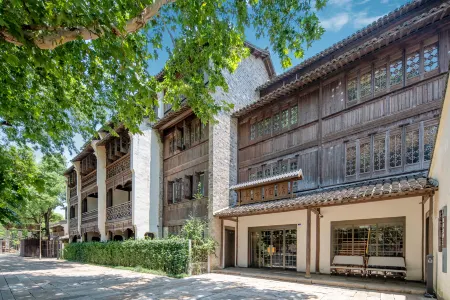 Yanguan Chaolezhicheng Shuishi Hotel Отели рядом с достопримечательностью «Xiaoputuochan Temple»