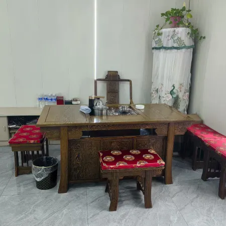 Boye Shengshiyuan Express Hotel