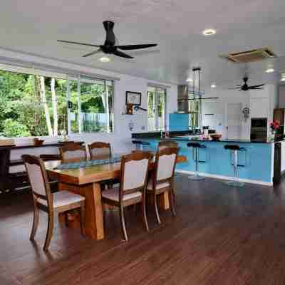 Aroha Seaview Villa In Nature - Private pool Hotel Exterior