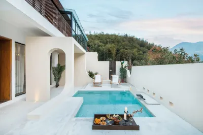 Juesu Hot Spring Hostel Hotels near Laoling Village Scenic Area