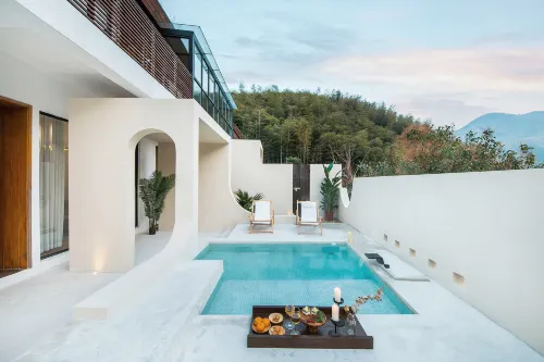 Juesu Hot Spring Hostel