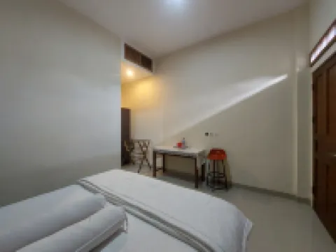 Gondang Sivali Hotel