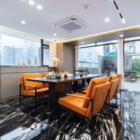 Yufei · Yunqi | CLOUDSCAPE · CORE Starry Sky Residence (Guangzhou Zhujiang New Town CBD TaiKoo Hui) Отели рядом с достопримечательностью «Торговый центр Tee Mall»
