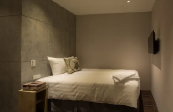 路徒行旅-中華館