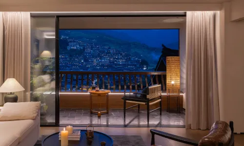 Luanxi Hidden Luxury Private Hot Spring Panorama Guesthouse