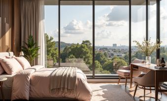 Dujiangyan Yiju Holiday Hotel (Dujiangyan Scenic Area)