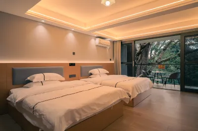 Wengji Senye No. 66 Homestay Hotel dekat The Old Bulang Ethnicity Village of Wenji