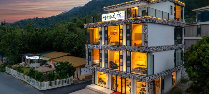 Zhuyiju Valley Hot Spring Resort (Gulongxia, Qingyuan) Hotels in Qingyuan