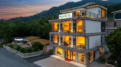 Zhuyiju Valley Hot Spring Resort (Gulongxia, Qingyuan) Hôtels à : 