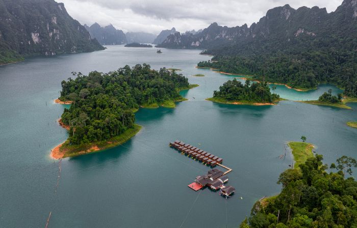 360° issara Floating Resort