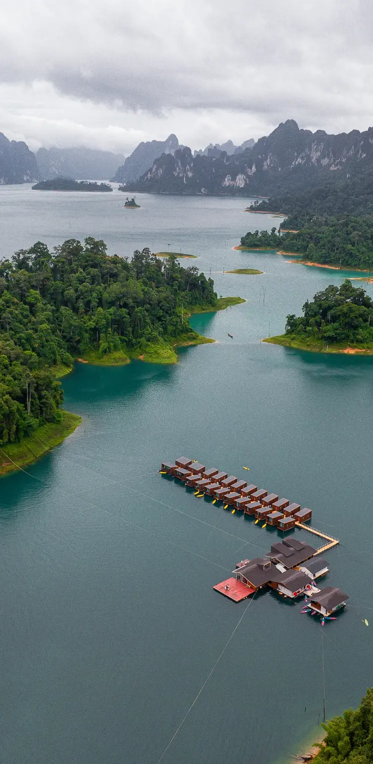 รูปภาพของ360° issara Floating Resort