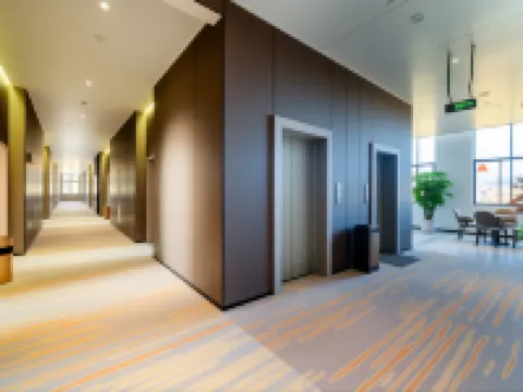 Huayi Select Hotel by Home Inn (Chuxiong Dayao County International Trade City) Hotels in Dayao